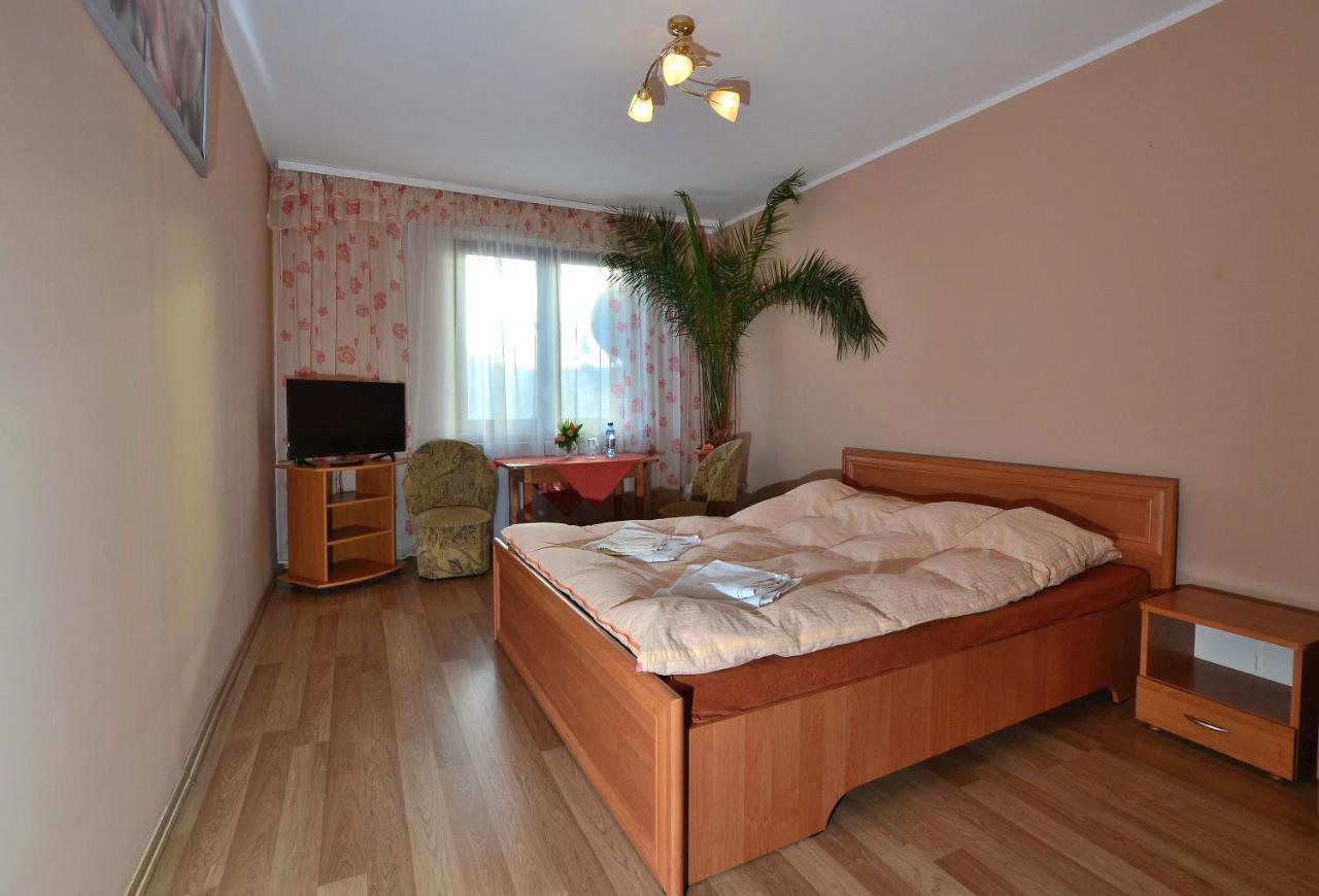 Zajazd Zagloba Widoma Exterior foto